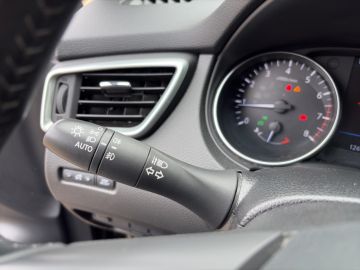 Nissan Qashqai N-Connecta 1,3 Pano*Navi*360*Kamera*LED*