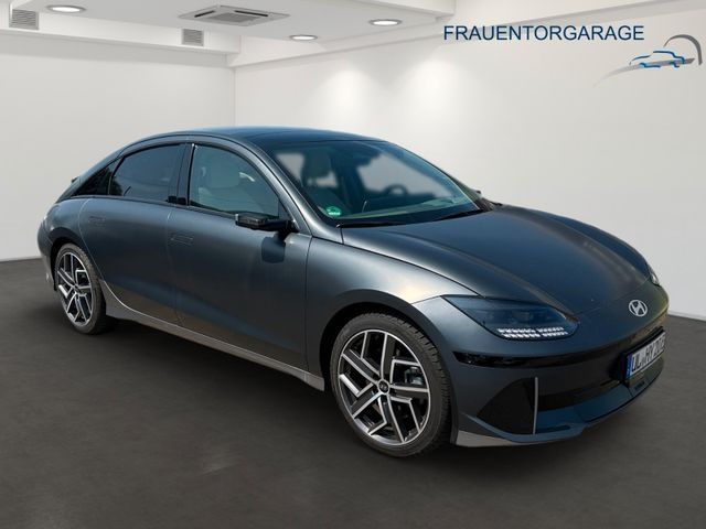 Fahrzeugabbildung Hyundai IONIQ 6 Elektro Allrad HUD StandHZG Panorama Nav