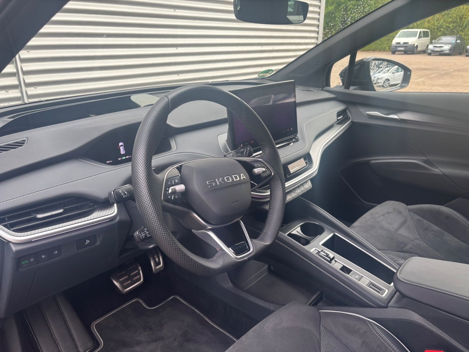Fahrzeugabbildung SKODA Enyaq 85 Sportline Kam Navi