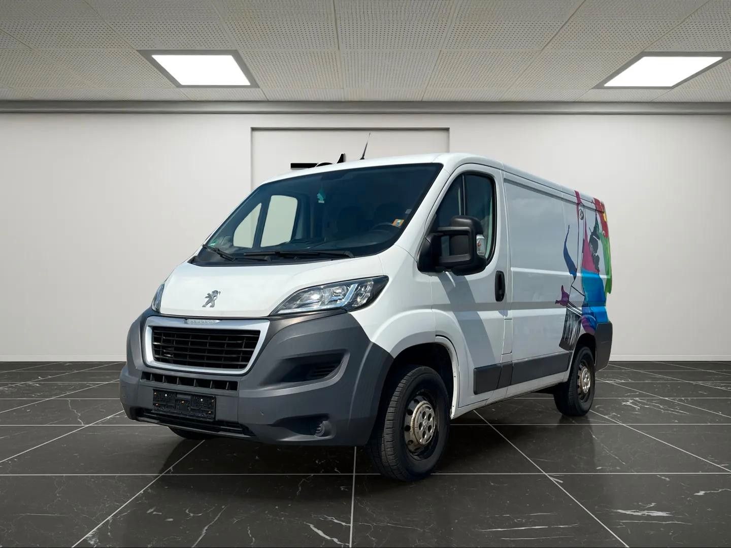 PEUGEOT Boxer