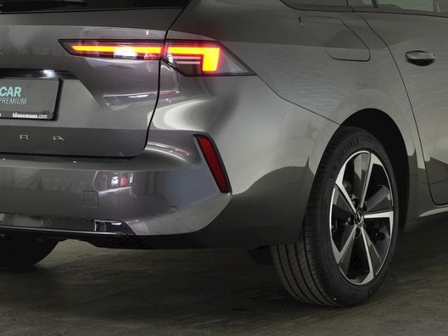 Astra L ST BUSINESS ELEGANCE AT+LED LICHT+NAVI+R