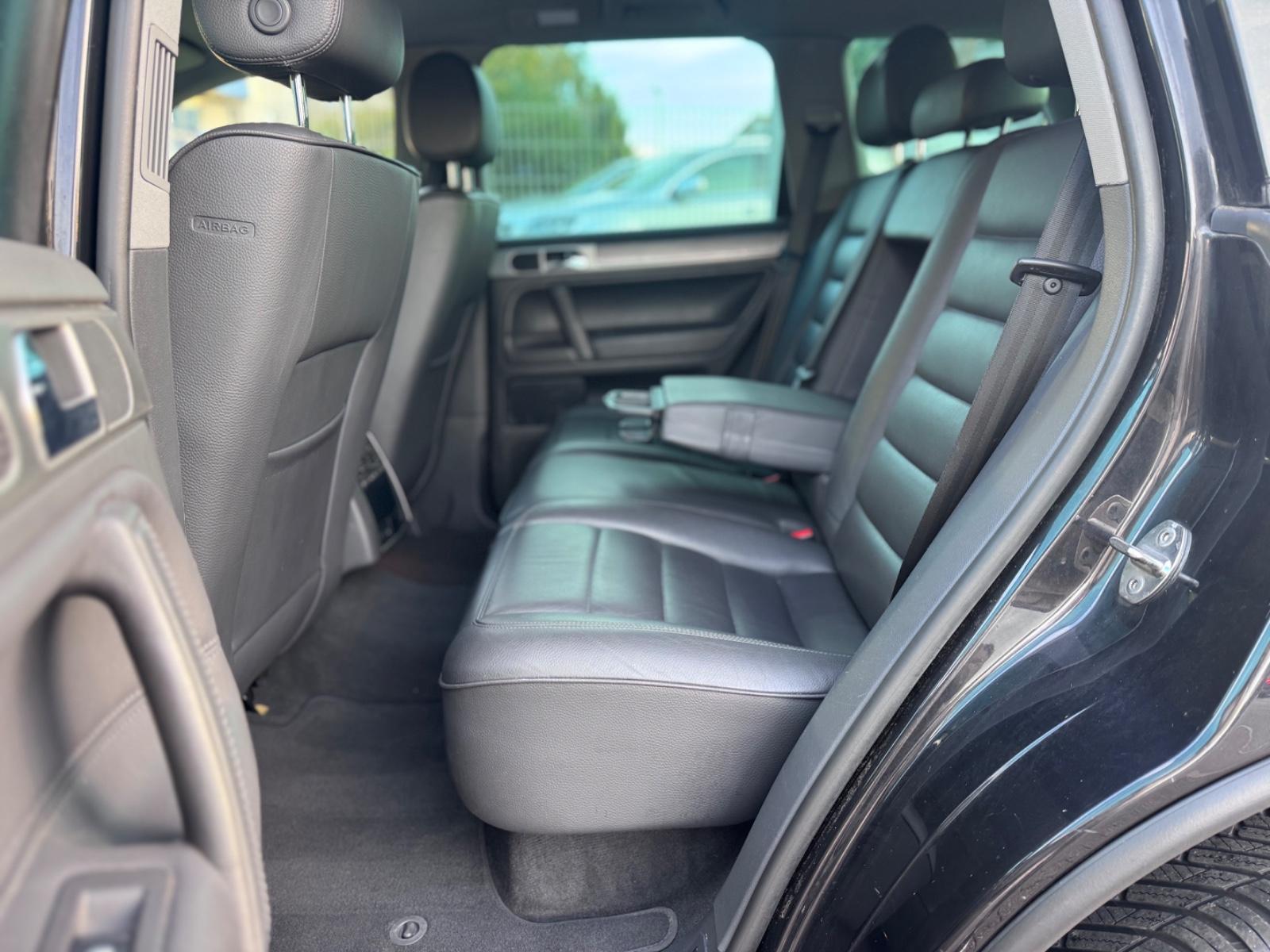 Volkswagen Touareg 2006 — photo 15