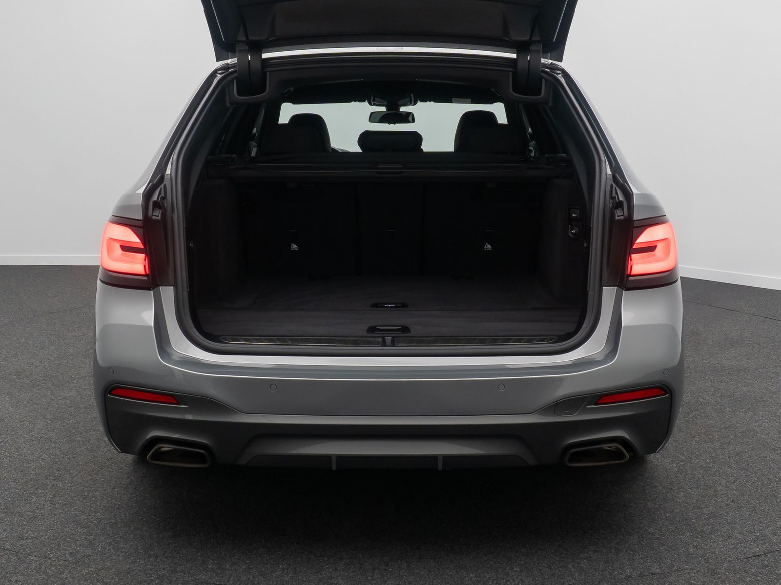 Fahrzeugabbildung BMW 530d M Sport DAB Kamera Laser AHK Komfort Alarm