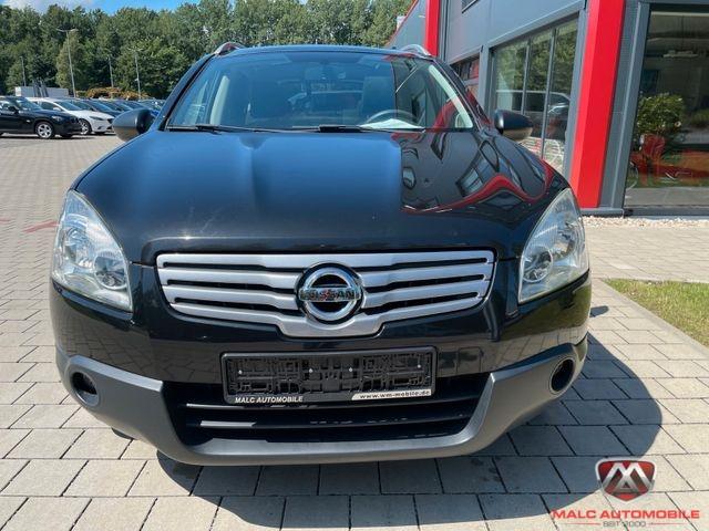 Nissan Qashqai+2 2010 — rear view