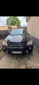 Mercedes-Benz Mercedes Benz ML 500 AMG - Mercedes-Benz ML 500: AMG