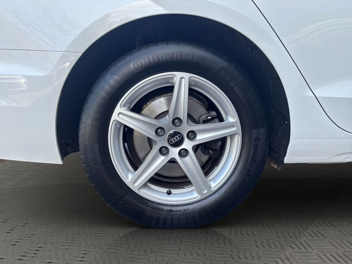 A4 35 TDI basis S-Tronic SHZ MATRIX LED