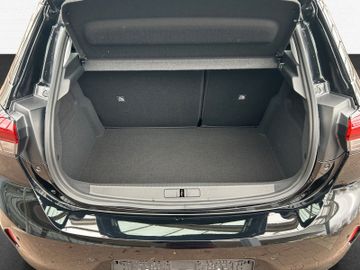 Fotografie des Opel Corsa F Kamera LED Sitzheizung Allwetterreifen