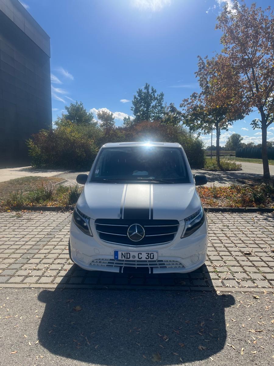 Mercedes-Benz Vito 124 CDI lang Auto Tourer Activity Edition, миниатюра 3