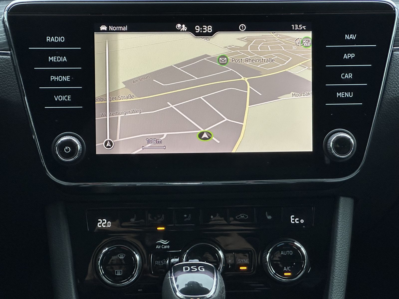 Fahrzeugabbildung SKODA Superb Combi 1.4 TSI DSG Style iV NAV+LED+ACC+PP