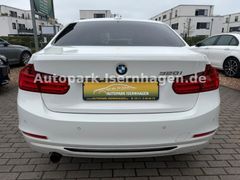 BMW 320i Sport Line Autom*Leder*Xenon*S-Dach*RFK*PDC