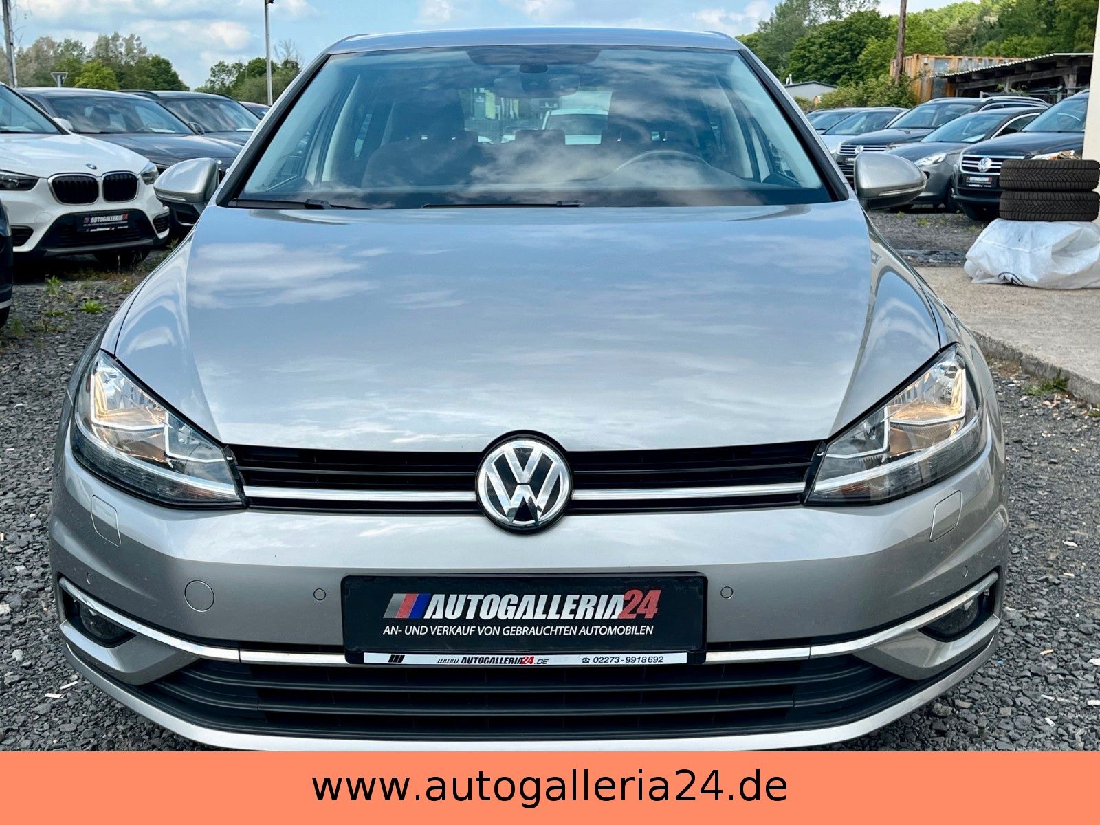 Fahrzeugabbildung Volkswagen Golf VII 1.0 Lim. Comfortline DSG Navi PDC 1.HD