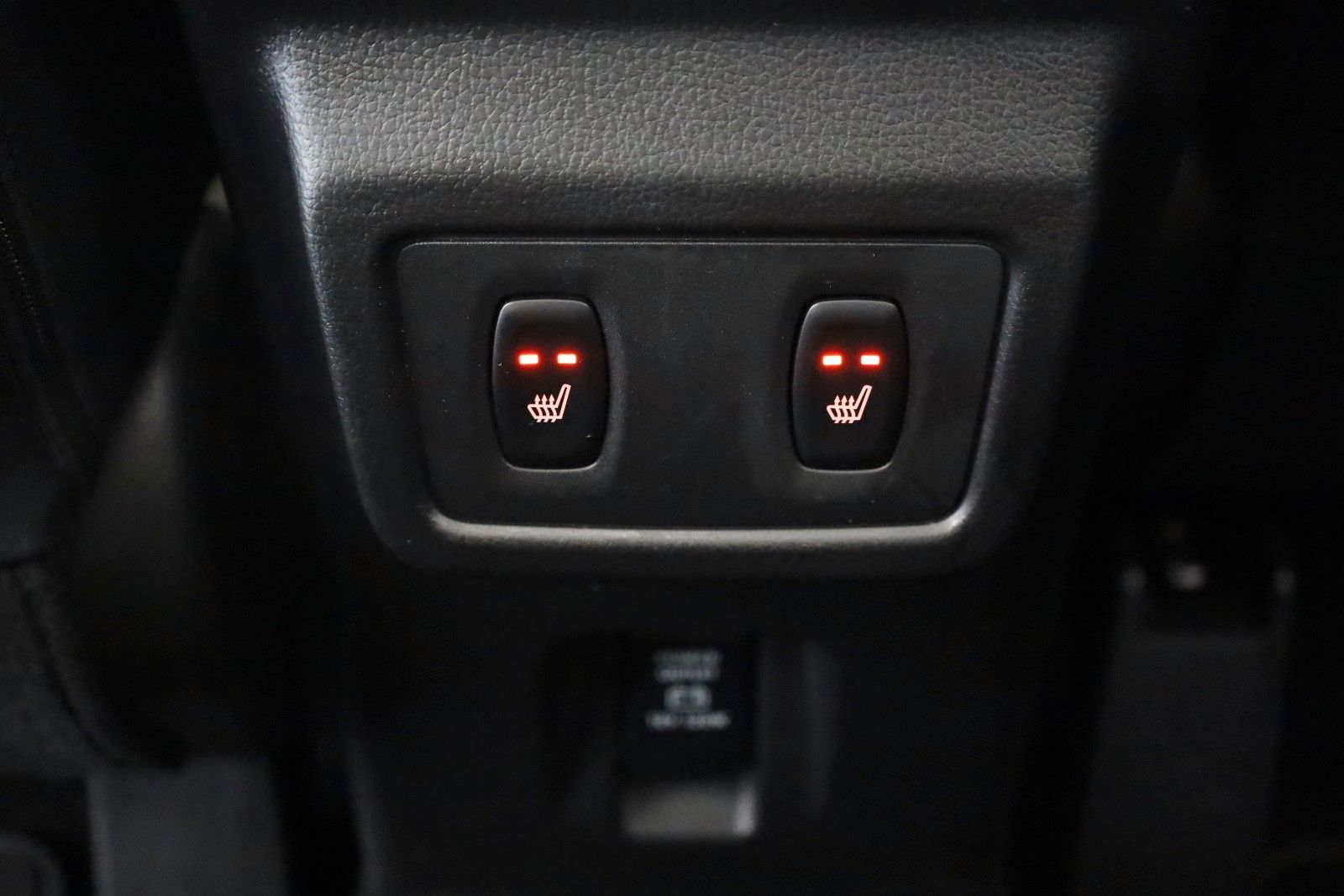 Fahrzeugabbildung Mitsubishi Eclipse Cross Top 2WD Leder,Navi,LED,HUD,Panoram