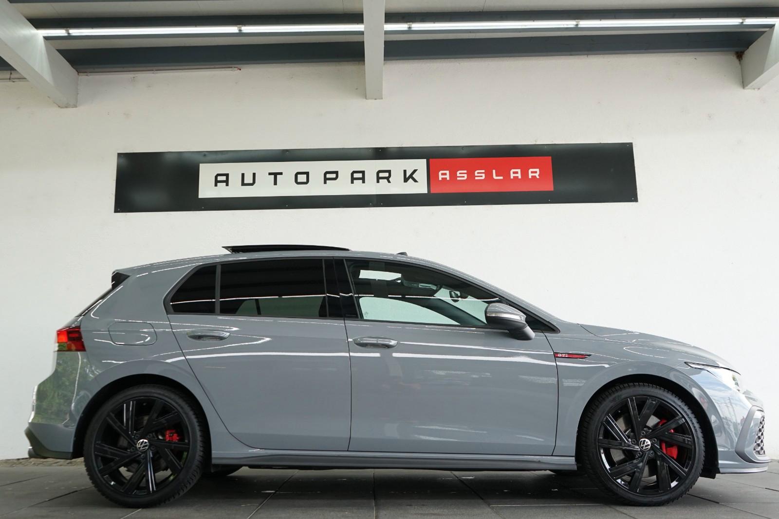 Volkswagen Golf VIII GTI DSG/PANO/R-CAM/VIRTUAL/LED/18z