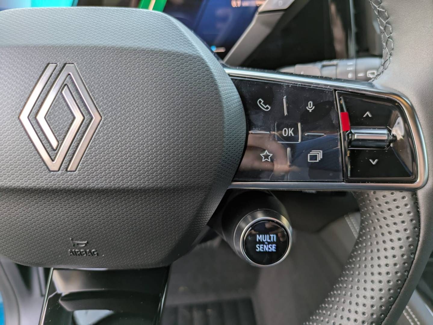 Fahrzeugabbildung Renault Austral Techno Full Hybrid E-Tech 200