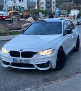 BMW Bmw F30 M 330d Head-Up/ Schiebedach - BMW 330 aus 2013 mit Diesel-Antrieb: Limousine