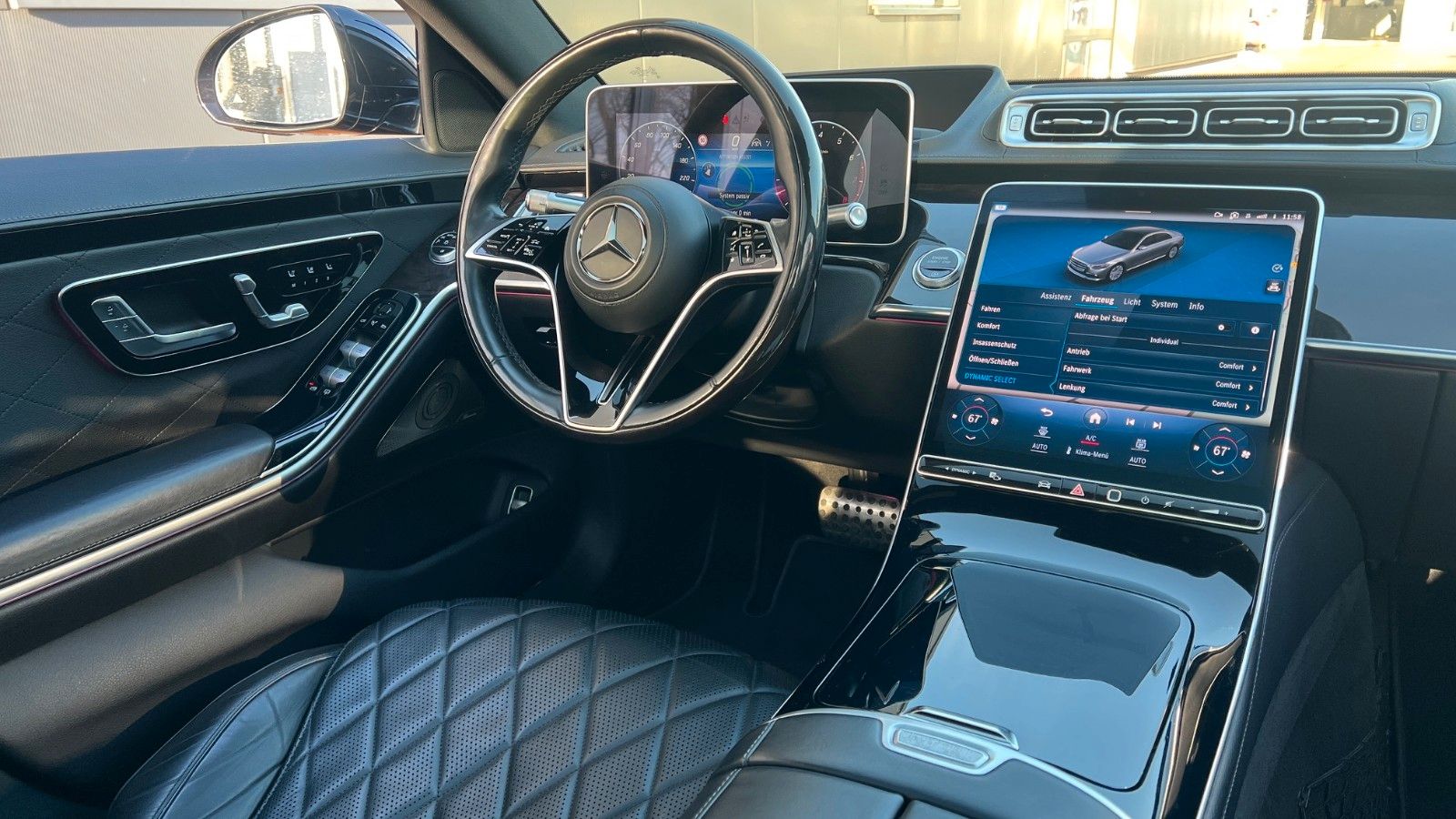 Fahrzeugabbildung Mercedes-Benz S500 4Matic Lang*AMG*LUFT