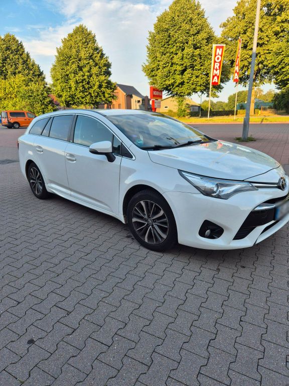 Image of Toyota Avensis