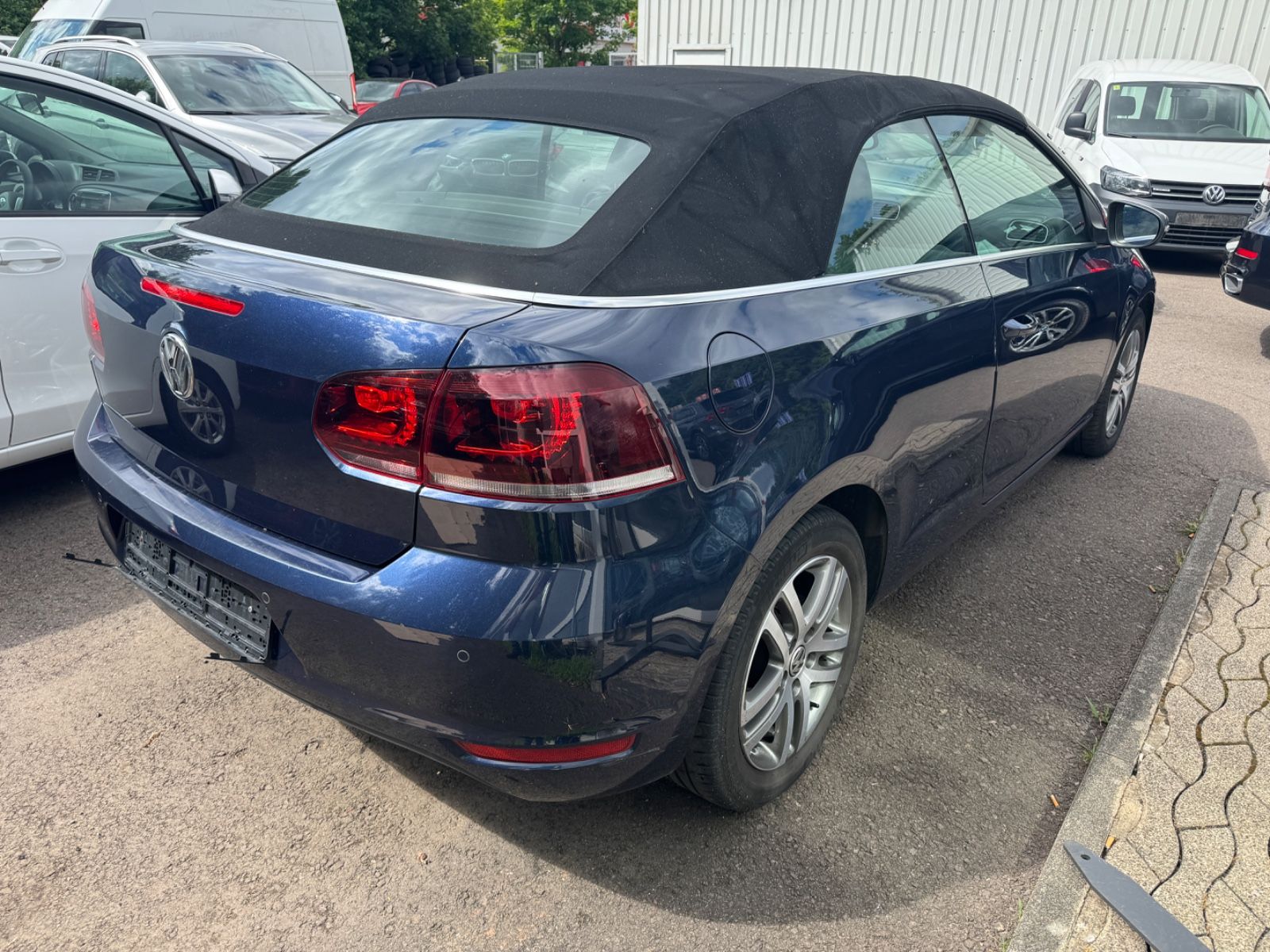 Fahrzeugabbildung Volkswagen Golf VI Cabriolet Leder+Navi+Bluetooth+Sitzheizu