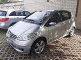 Mercedes-Benz Vendo Mercedes classe a180cdi avangarde se... - Mercedes-Benz aus 2006: M Class