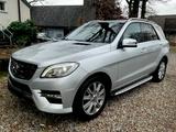 Mercedes-Benz ML 350 CDI KLIMA LEDER AHK LUFTF. AMG LINE EURO6 - Mercedes-Benz ML 350: Cdi AMG