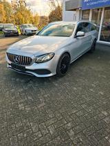 Mercedes-Benz E 220 E T-Modell E 220 d - scheckheftgepflegte Mercedes E 220