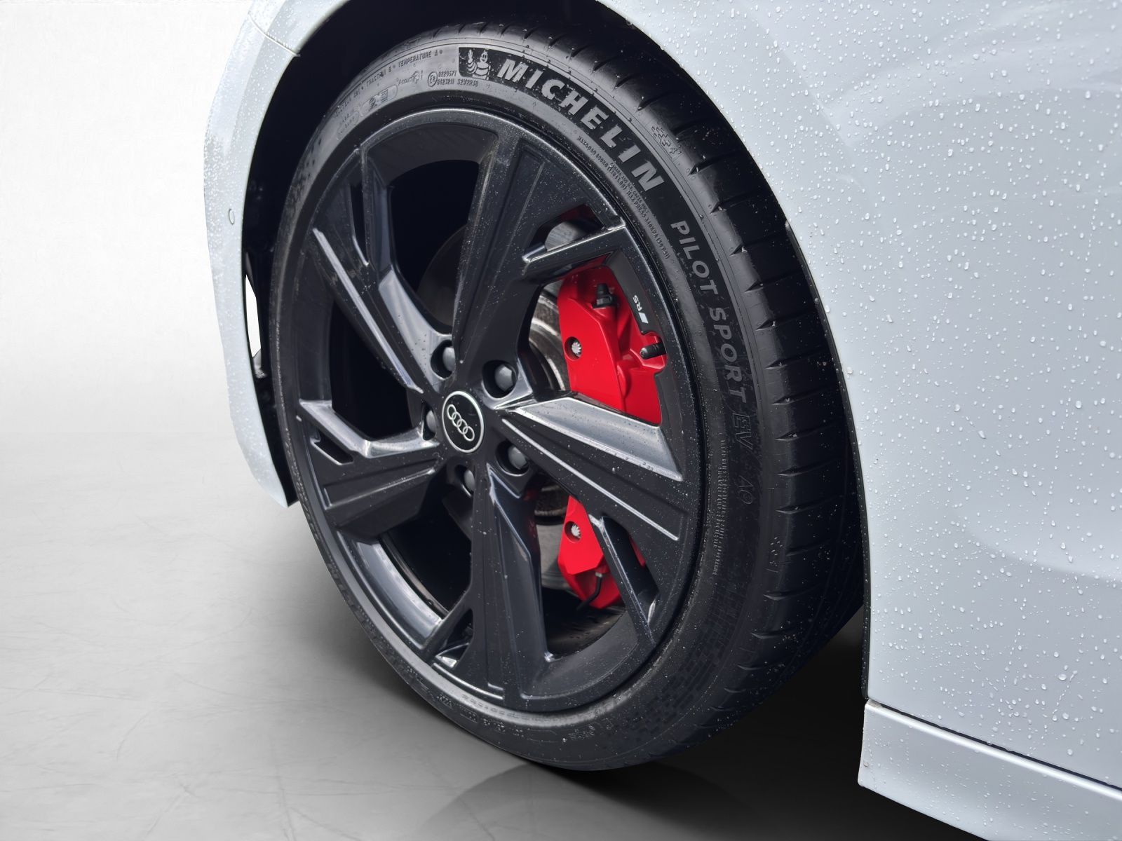 Audi S6 e-tron - Bild 14