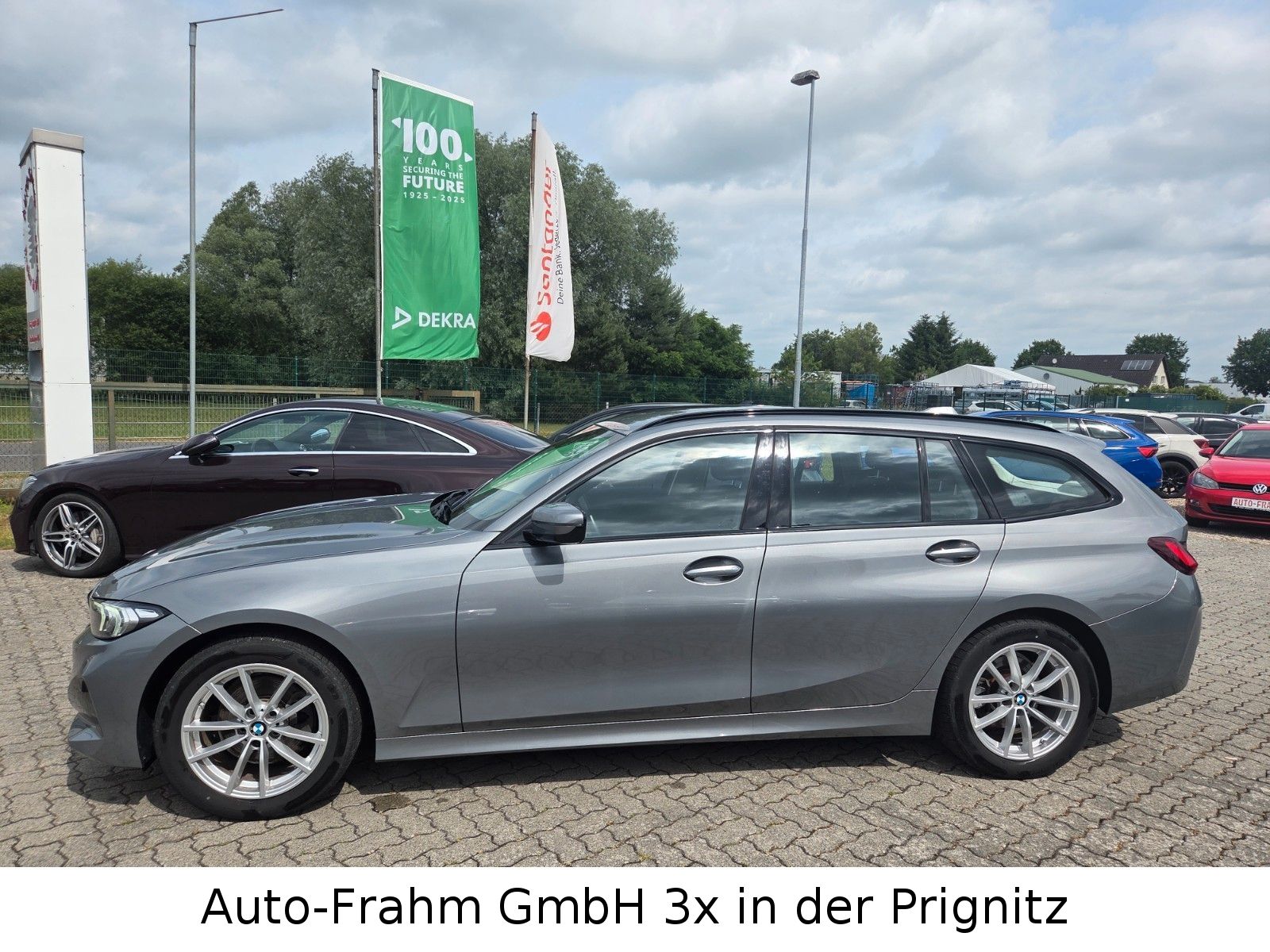 BMW 320 3 Touring 320 d xDrive LED NAVI foto 13