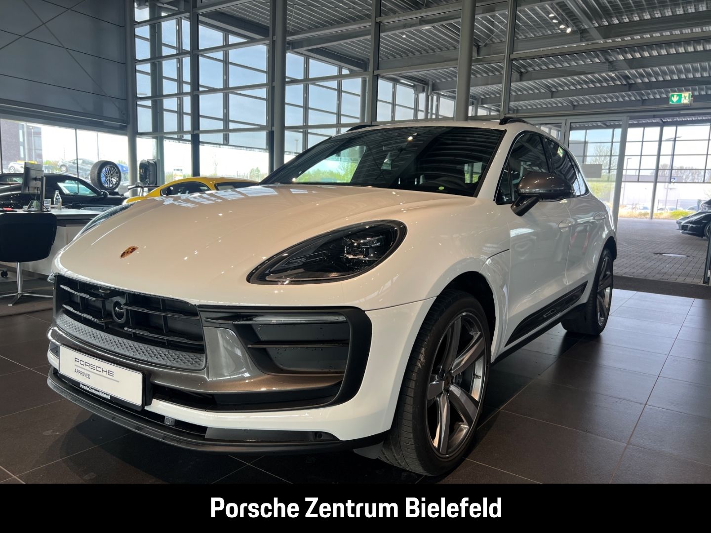 PORSCHE Macan T Panoramadach Surround-View Sport Chrono