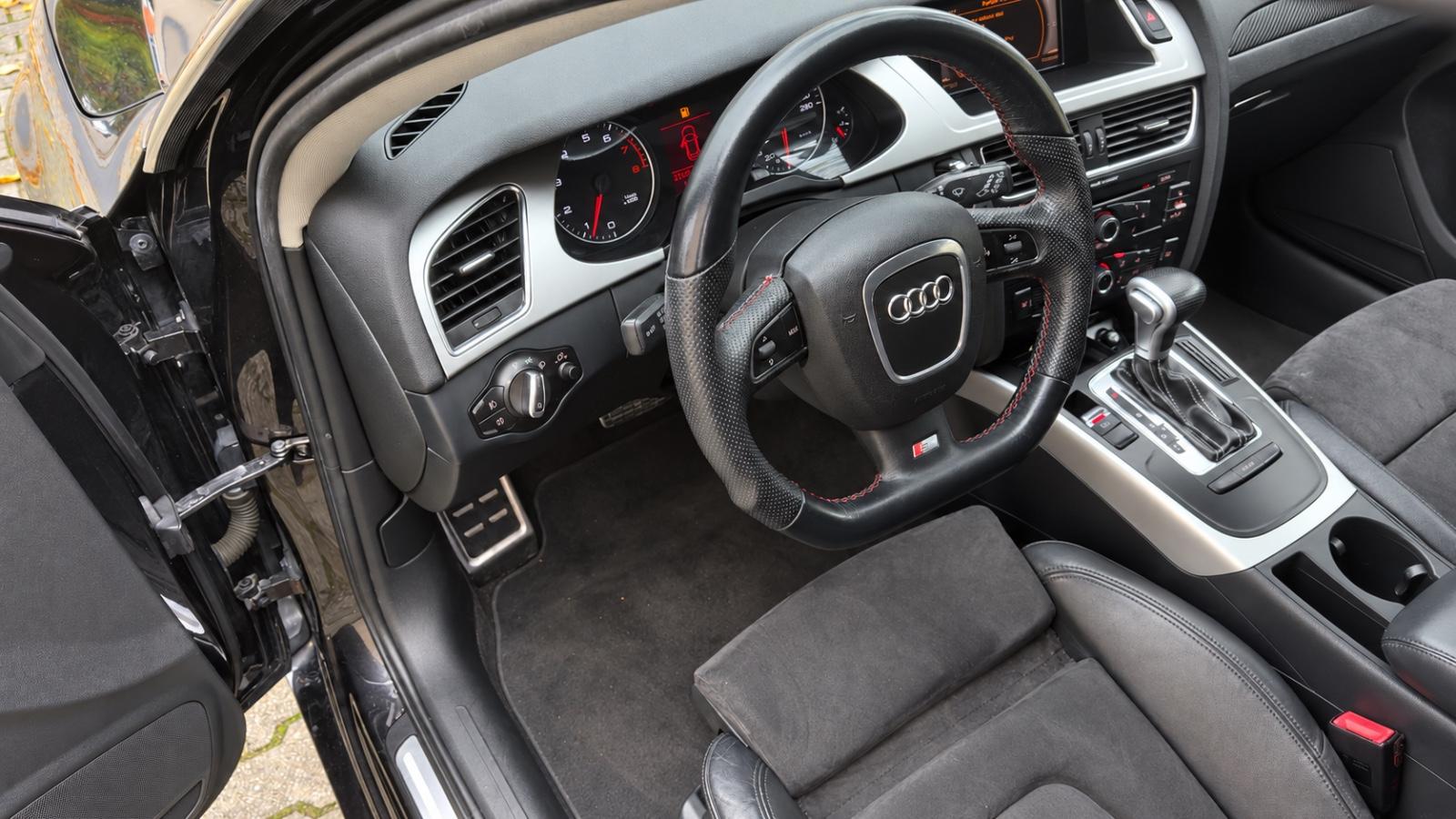 Audi A4 2009 — photo 10