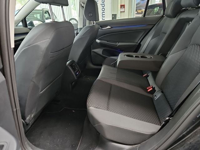 Fahrzeugabbildung Volkswagen Golf Variant 2.0 TDI Active LED-PLUS ACC NAVI AH