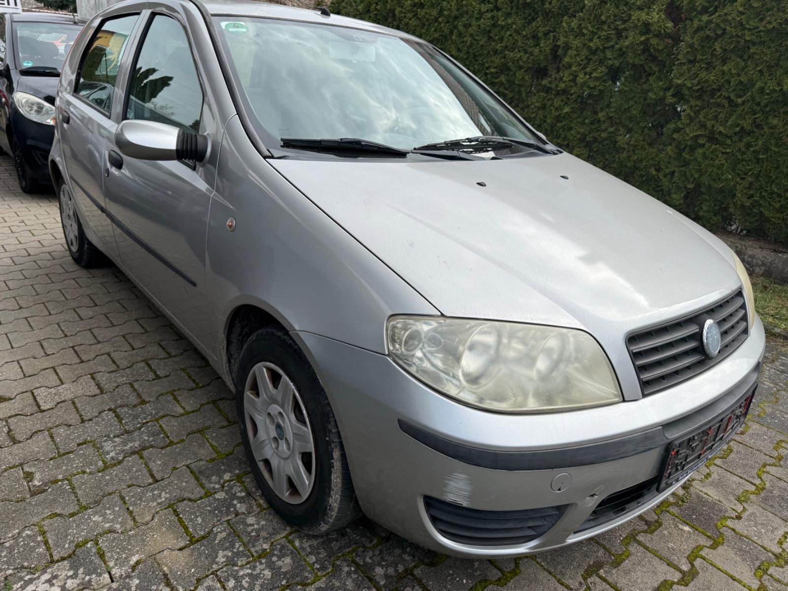 Fiat Punto 1.2 8V Dynamic/ 5 Türer