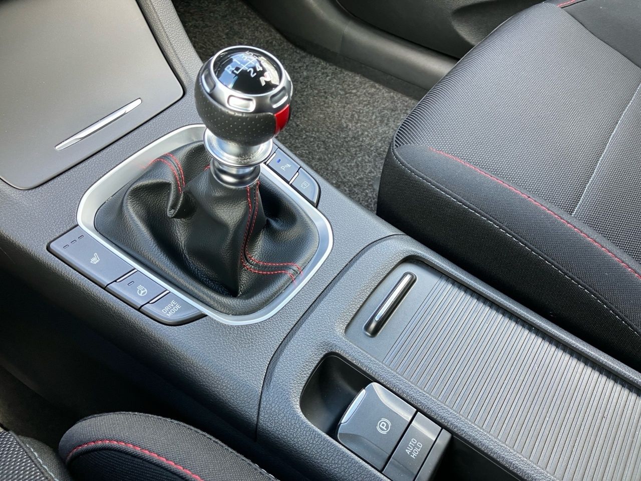 Fahrzeugabbildung Hyundai i30 N-Line *EXTRA+WINTERREIFEN*LED*KAMERA*NAVI