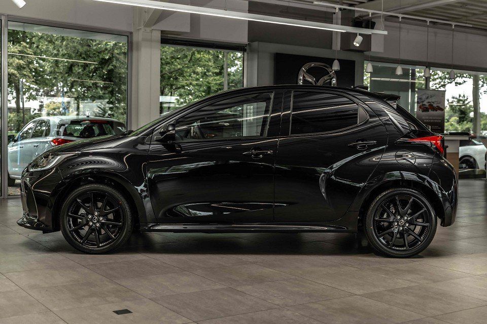 Fahrzeugabbildung Mazda 2 Hybrid HOMURA PLUS