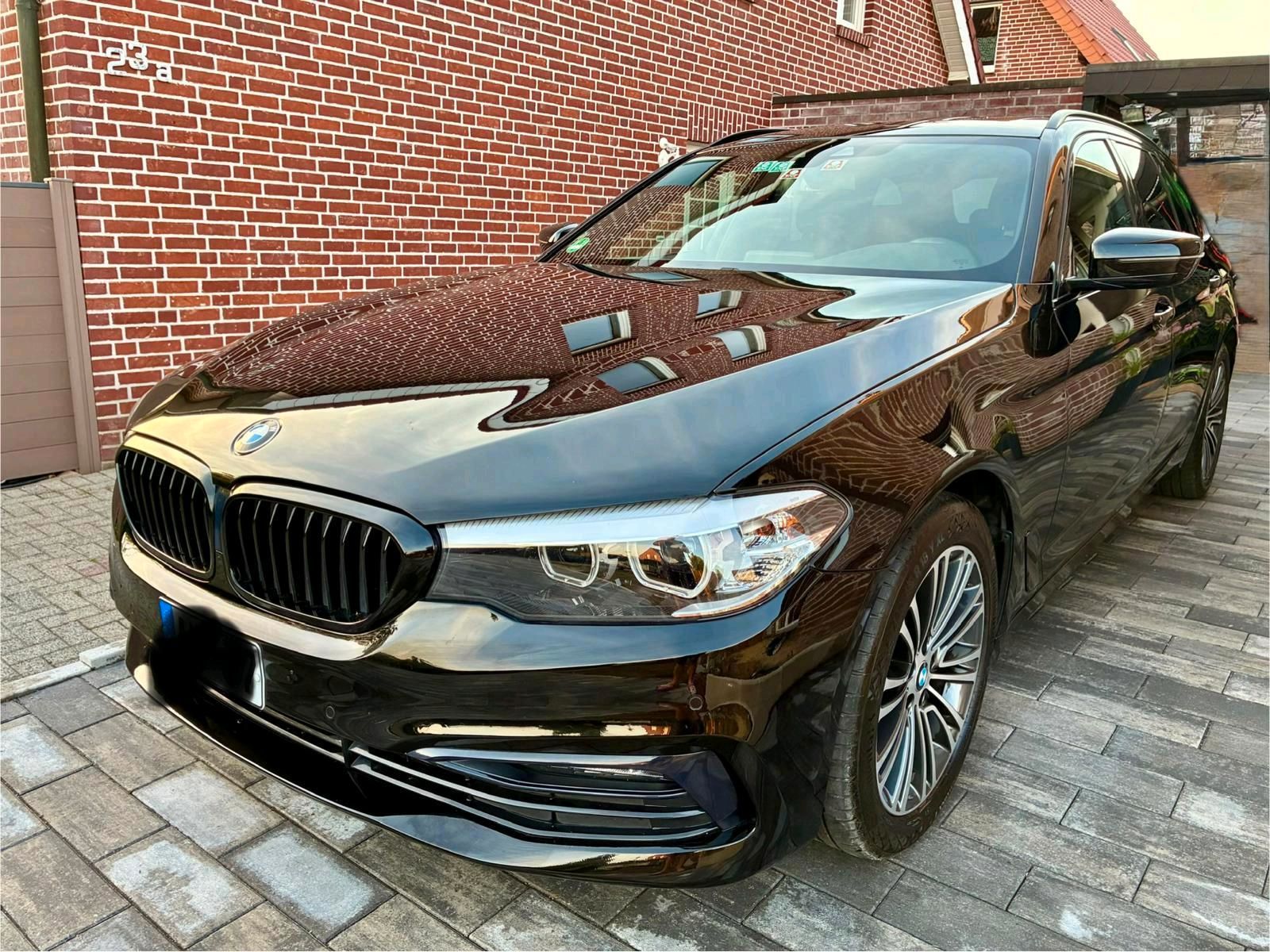 BMW BMW 520d Touring G31 Pano/Rfk/Auto