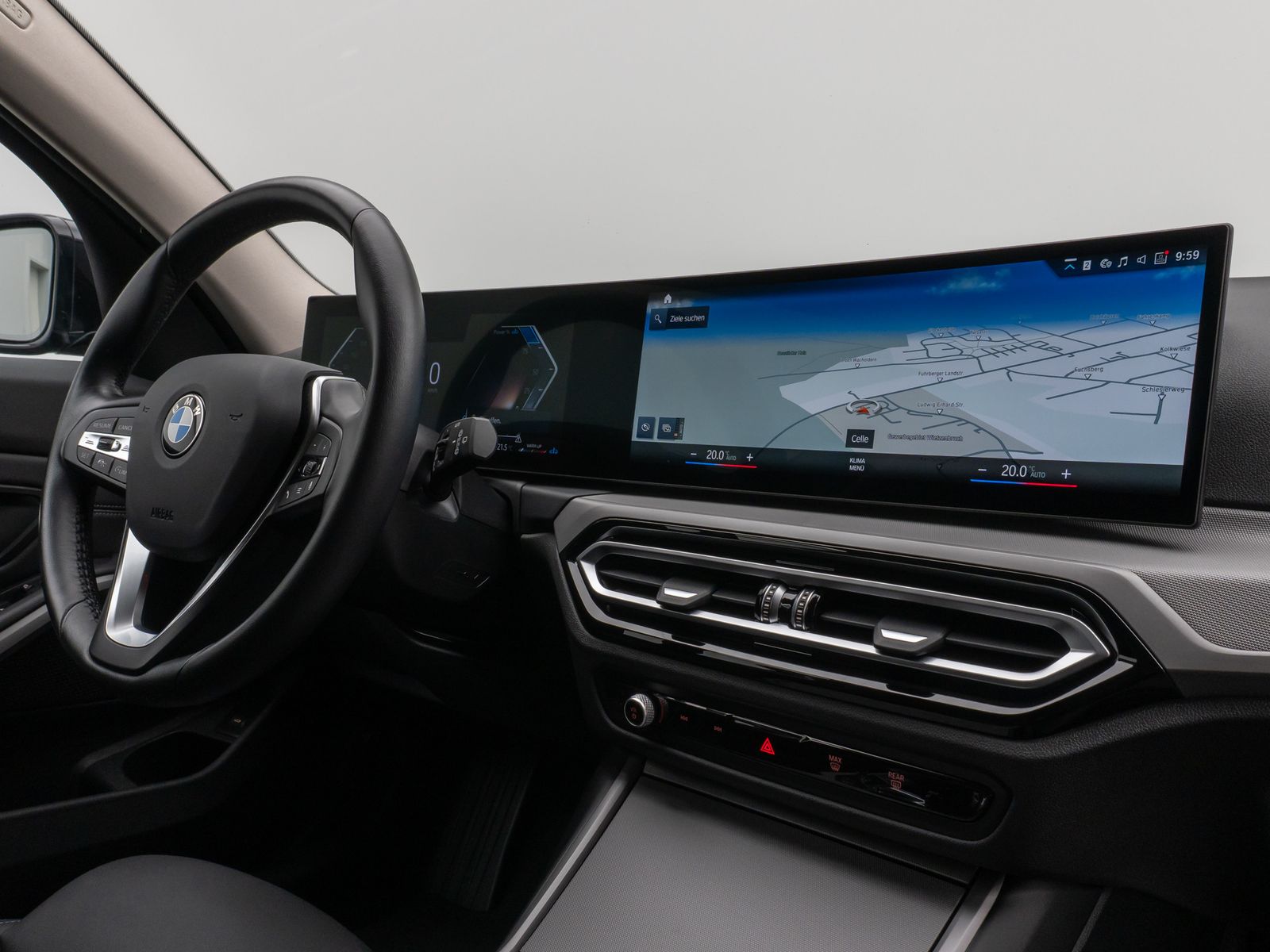 Fahrzeugabbildung BMW 320d xD ACC HUD Kamera DAB Sportsitze Teilleder