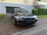 BMW 528i  - graue BMW 528