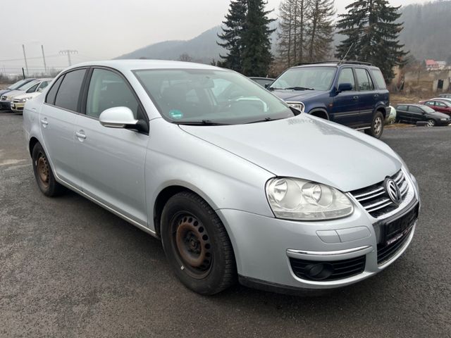 Volkswagen Jetta V 1.6 Trendline