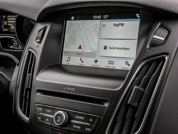 Ford Focus Turnier 1.0 Business Kamera Winterpaket