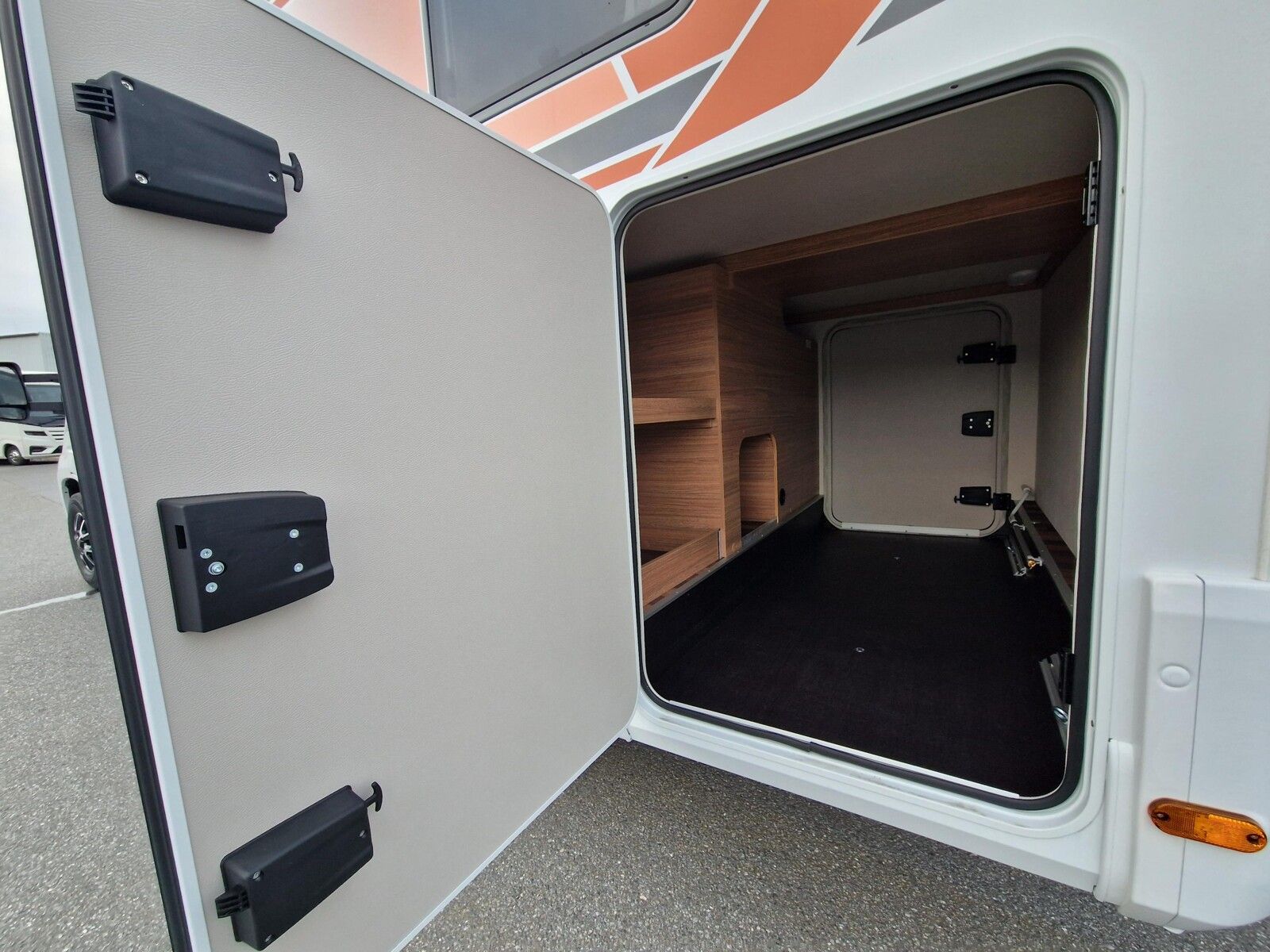 Fahrzeugabbildung Weinsberg CaraCompact EDITION PEPPER 600 MEG