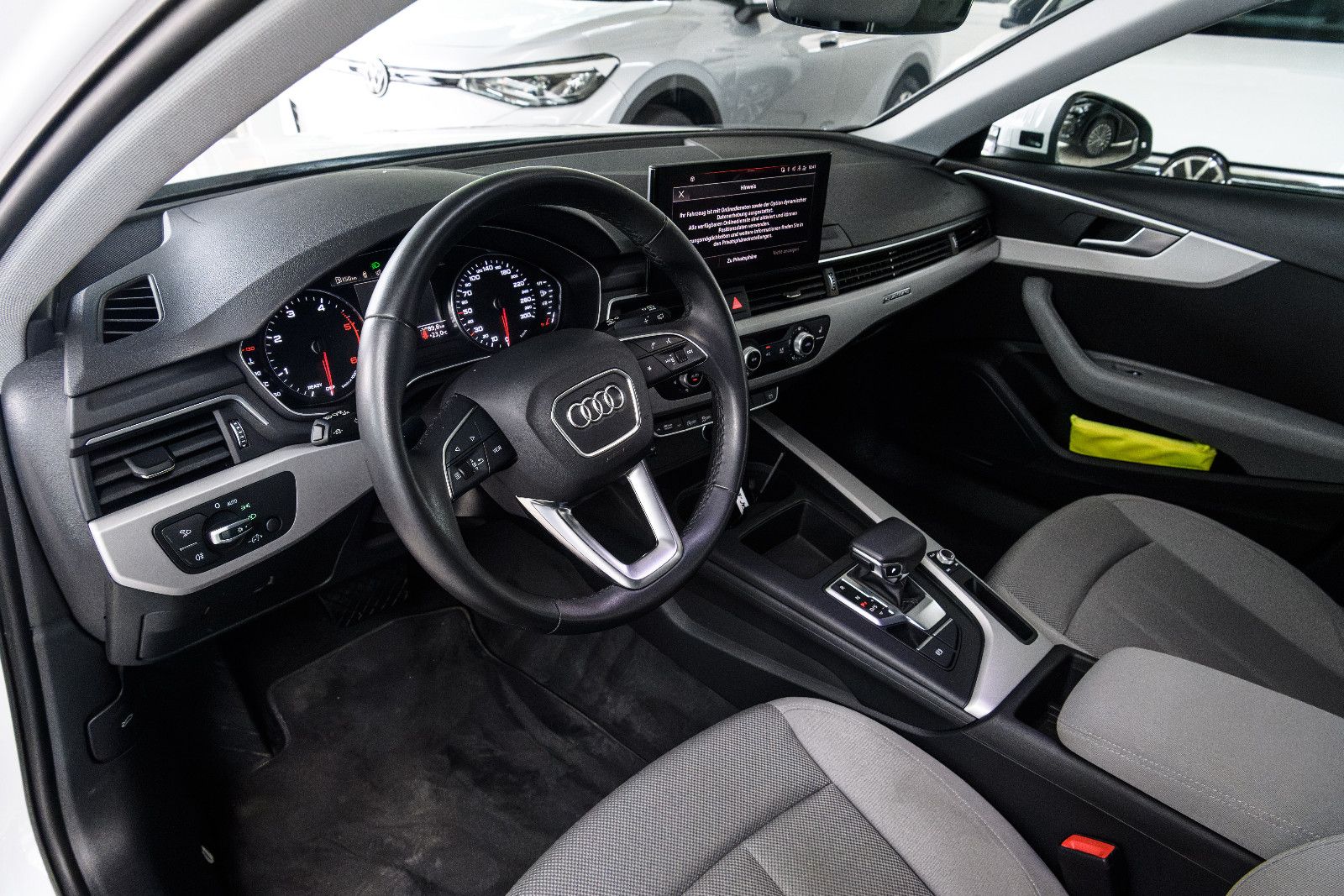 Fahrzeugabbildung Audi A4 Avant 40 TDI quattro advanced +AHK+Matrix LED