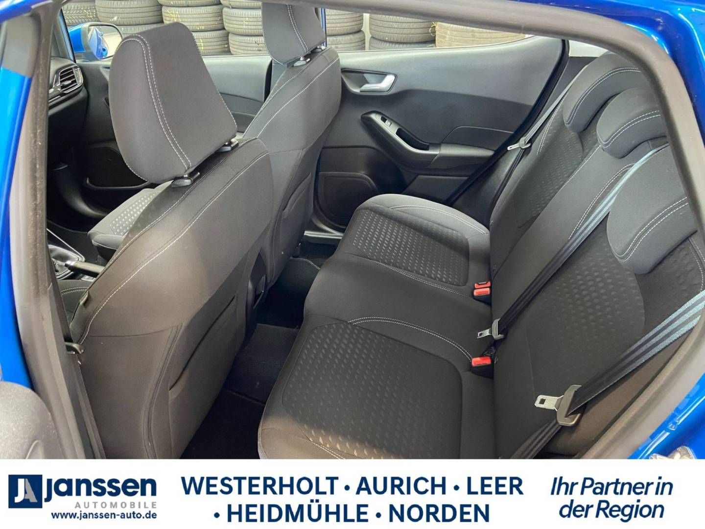 Fahrzeugabbildung Ford Fiesta TITANIUM
