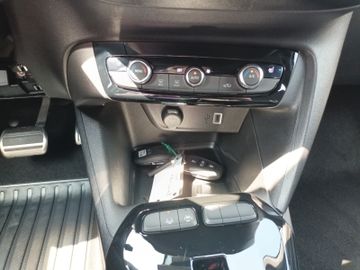 Fotografie 14 des Opel Corsa Corsa-e GS Komfort Paket 3-Phasig Allwetter