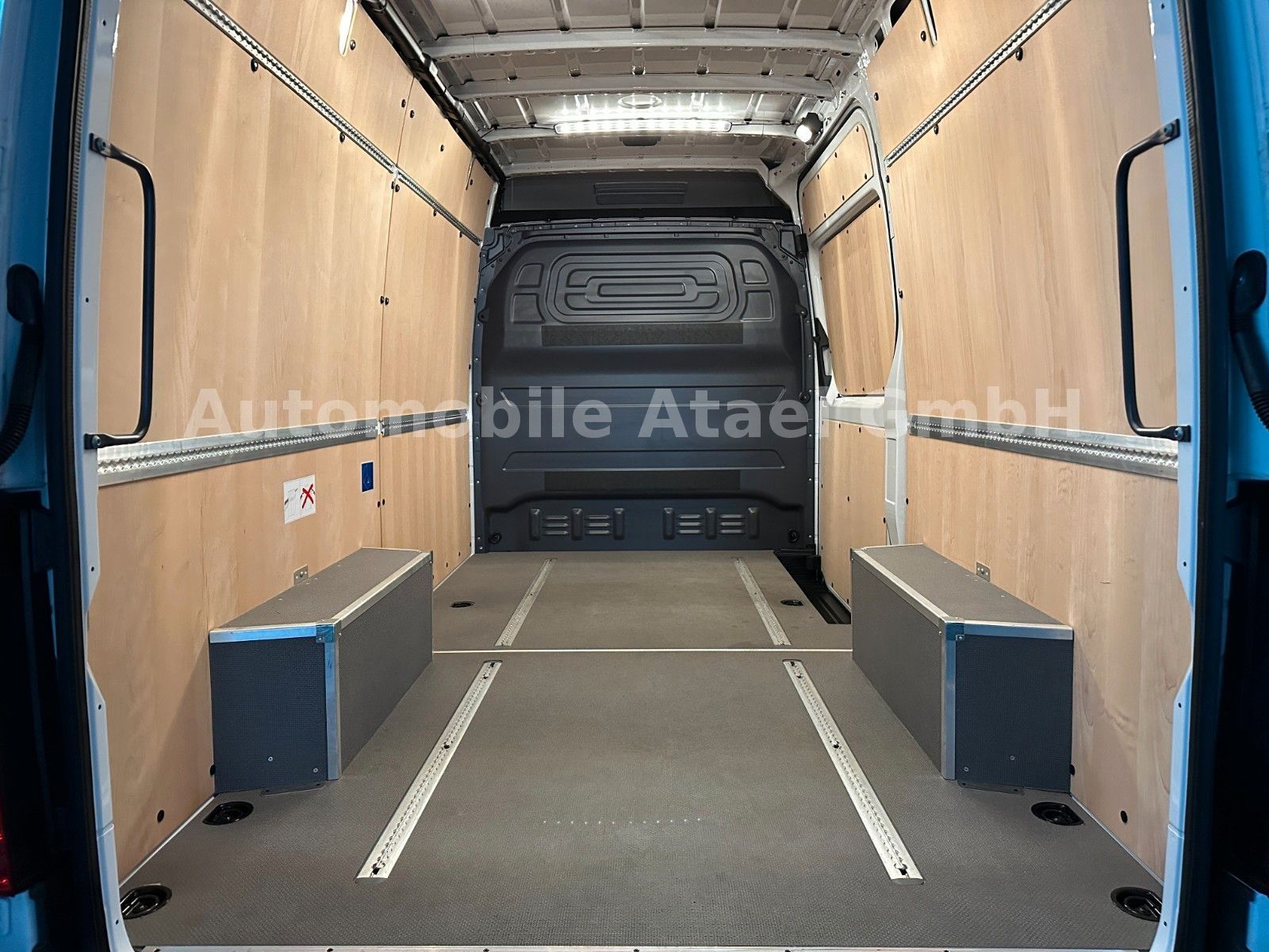 Fahrzeugabbildung Mercedes-Benz Sprinter 317 NAVI+ 360° KAMERA+ SITZHEIZ. (8646)