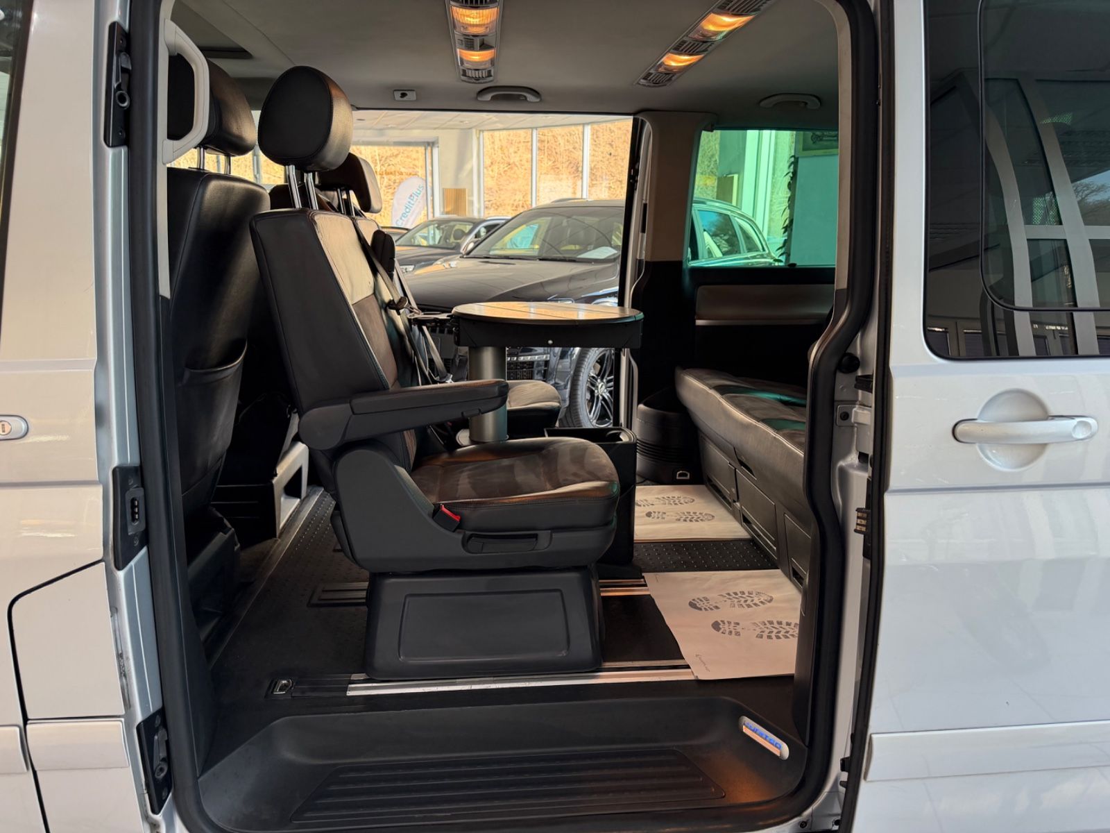 Fahrzeugabbildung Volkswagen T5 Multivan United