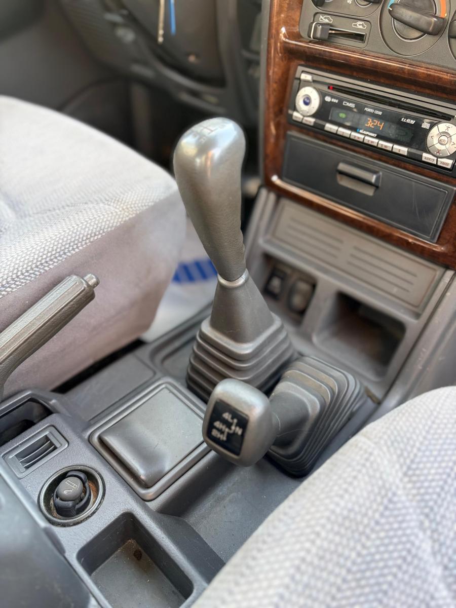 Mitsubishi Pajero 2004 — photo 27