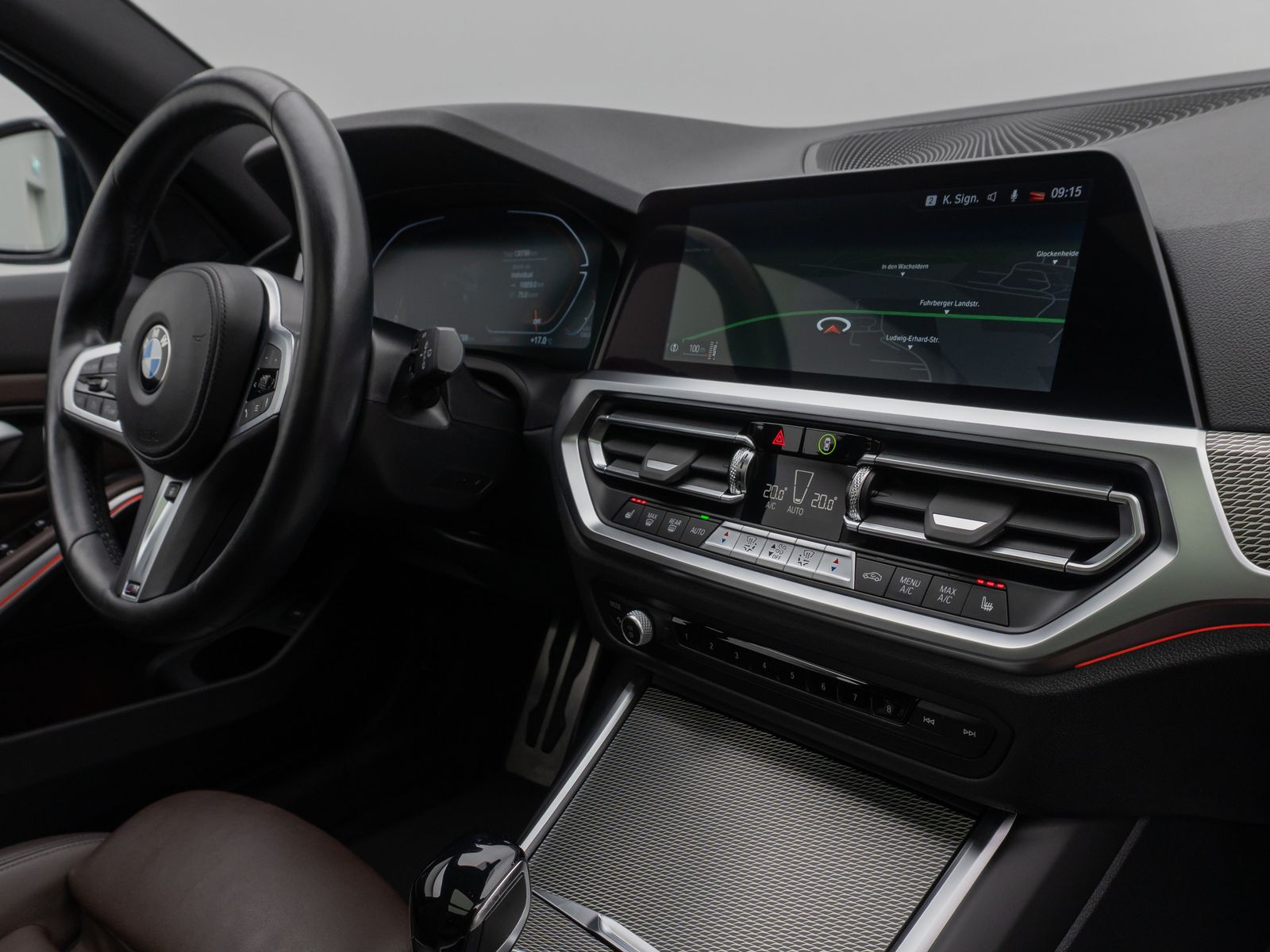 Fahrzeugabbildung BMW 320d  M Sport Panorama Kamera Laser DAB HiFi AHK
