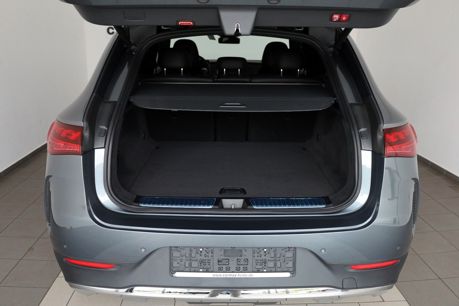 Fahrzeugabbildung Mercedes-Benz EQE SUV 350 Electric Art,Advanced,Kamera,ACC