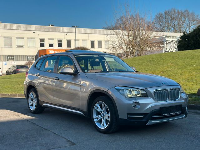 BMW X1 20 d sDrive Bi-Xenon*Leder*Navi*Panorama*