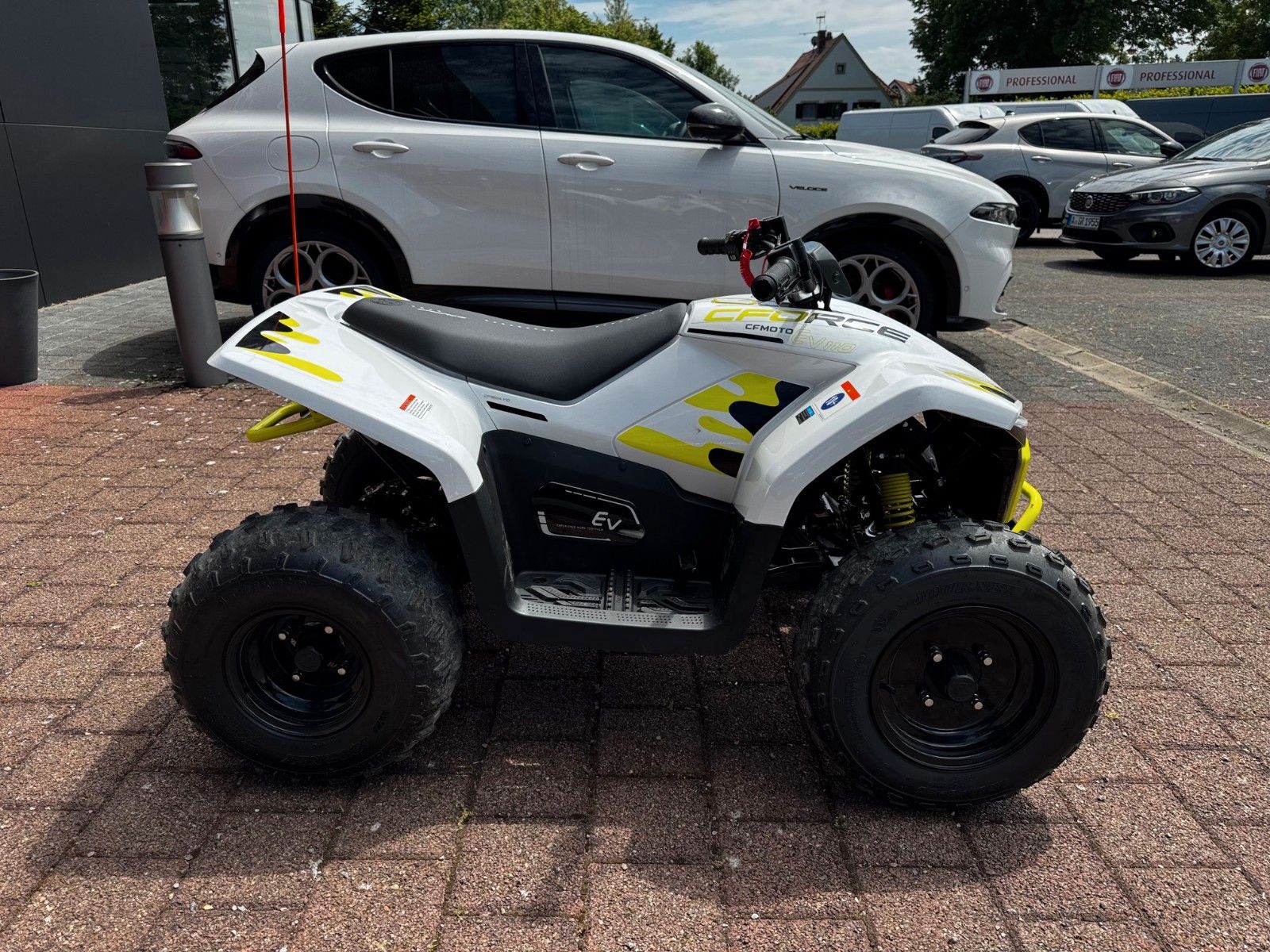 Fahrzeugabbildung CFMOTO CFMOTO CFORCE EV 110 KINDERQUAD