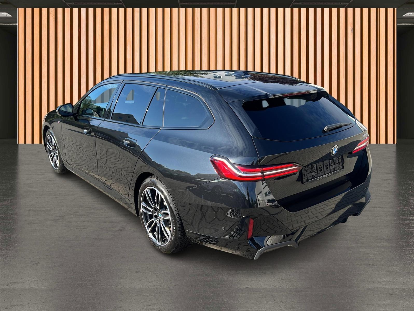 BMW 520 iA M Sport*Standheizung*AHK*UPE 79.000€